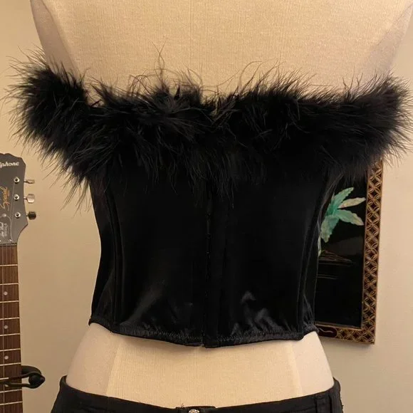Vintage Y2K Marilyn Monroe by Warner's Black Feather Bustier with NEW Thongs. M. - Picture 2 of 3
